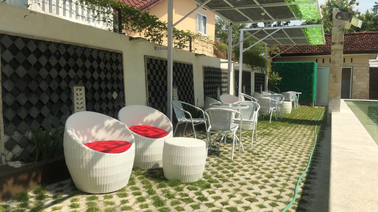 Grand Madani Hotel Mataram Ngoại thất bức ảnh