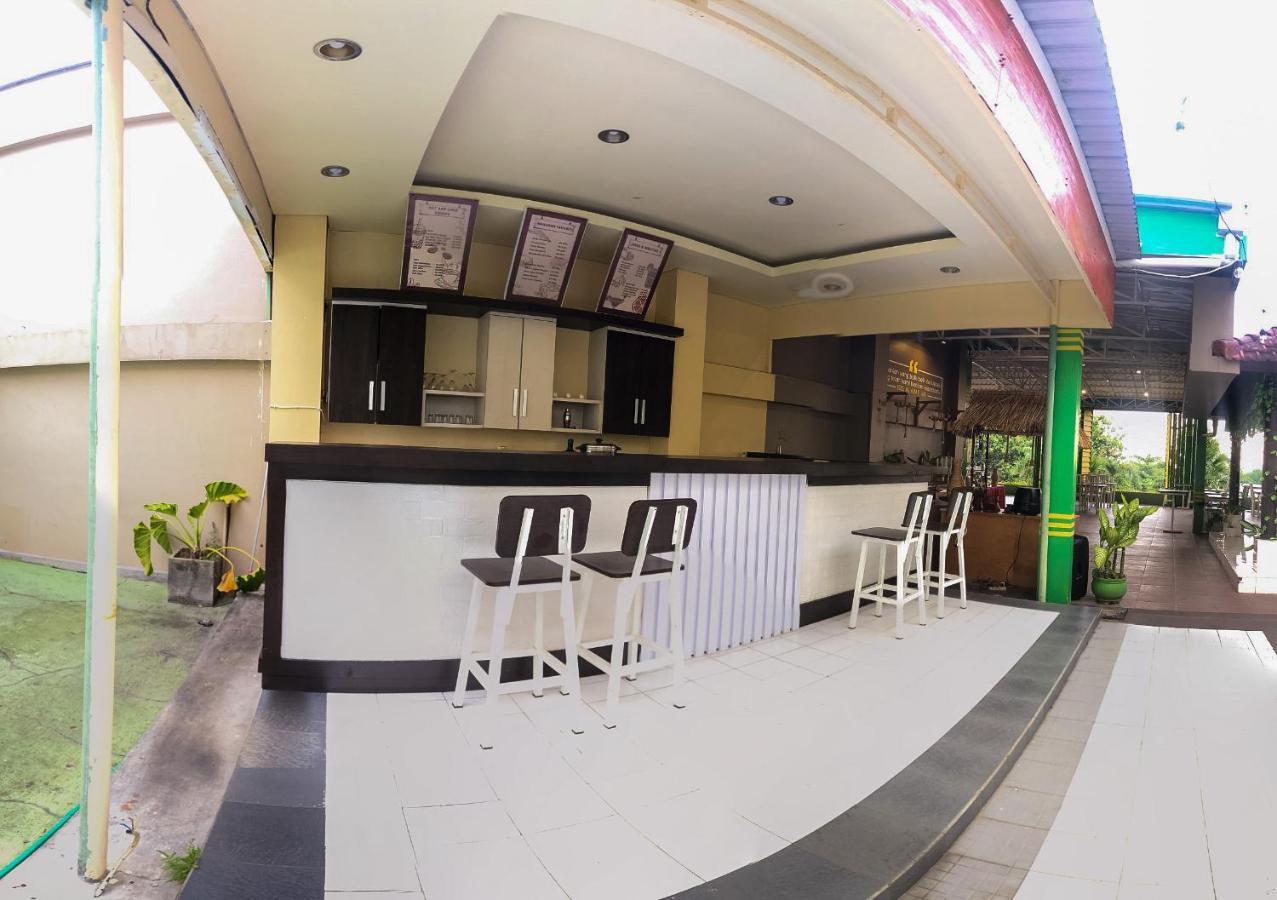 Grand Madani Hotel Mataram Ngoại thất bức ảnh