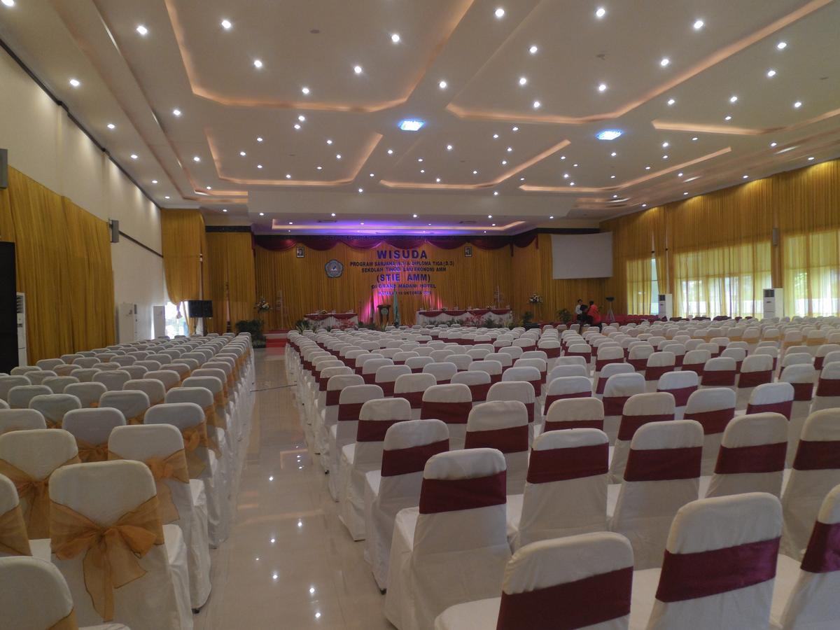 Grand Madani Hotel Mataram Ngoại thất bức ảnh